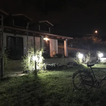 Panorama Ferienhaus Montecorvino Pugliano